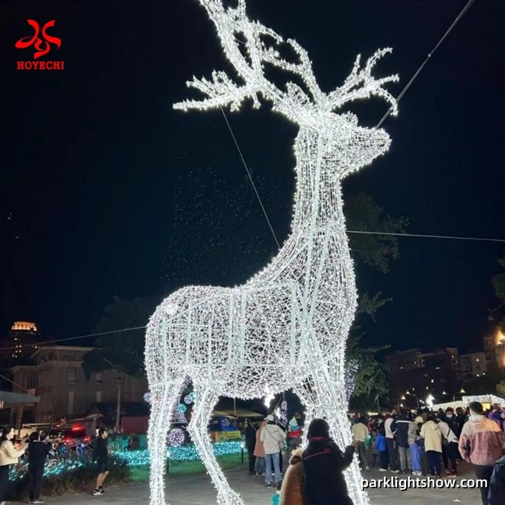 Custom LED Christmas Reindeer Lights HOYECHI Festive Display high quality